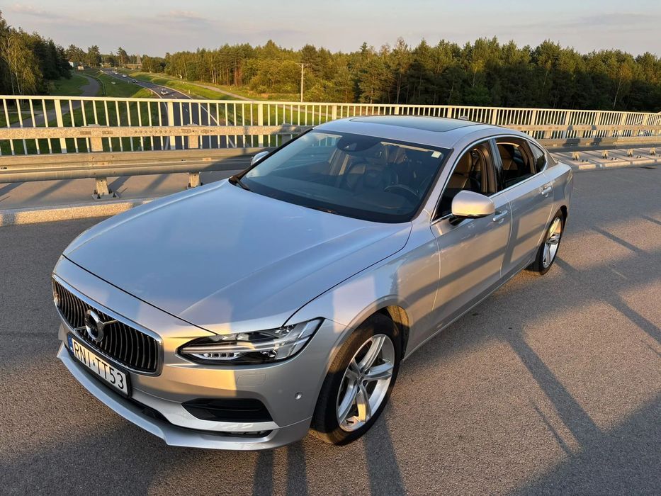 Volvo S90 Volvo S90 T5 Momentum AWD