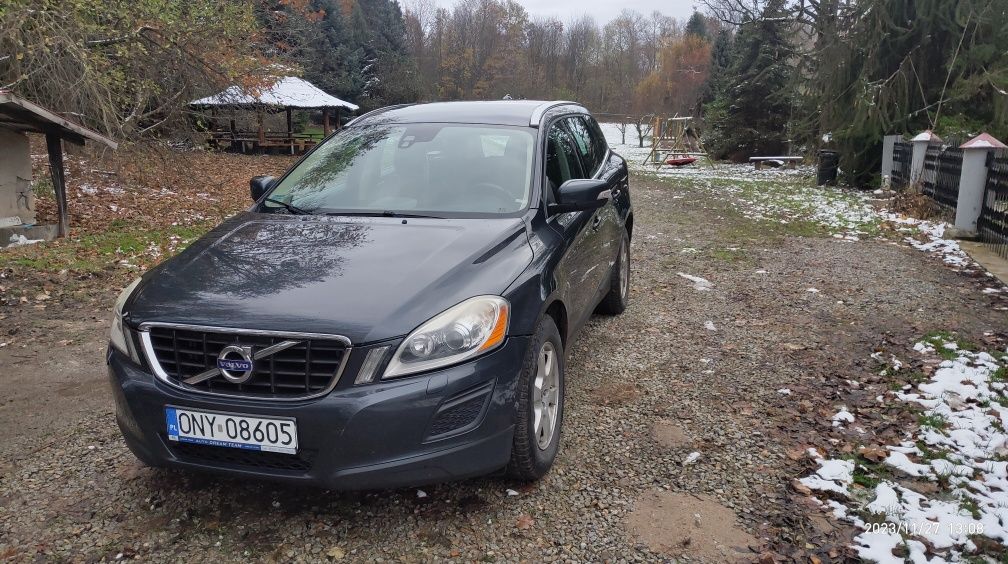 Volvo XC60 2.4d3 163km automat summum uszkodzony