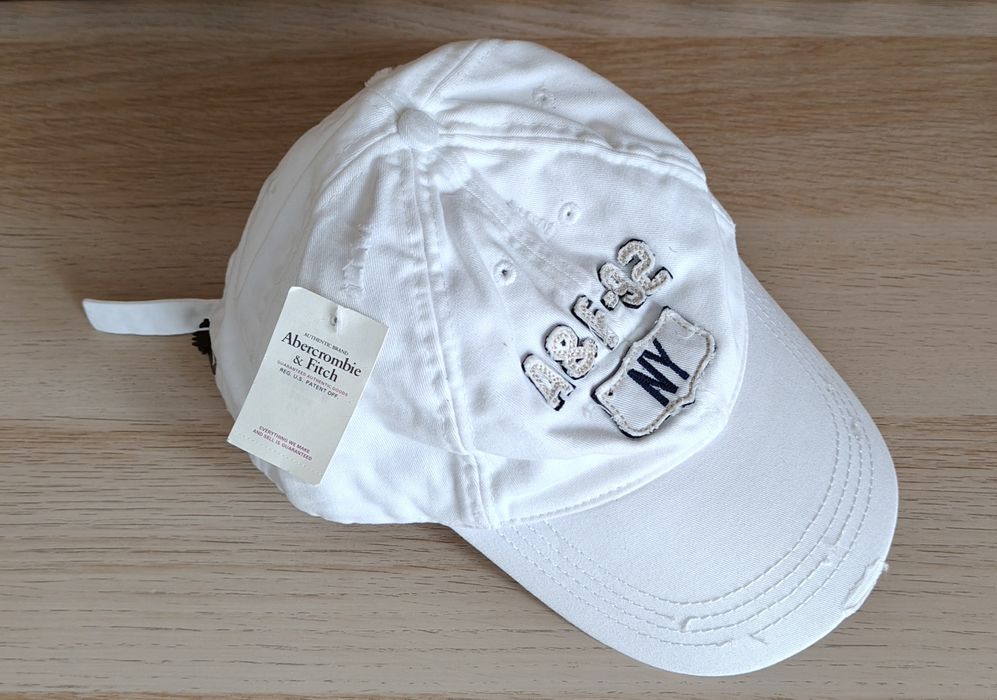 Czapeczka z daszkiem bejsbolówka Abercrombie & Fitch