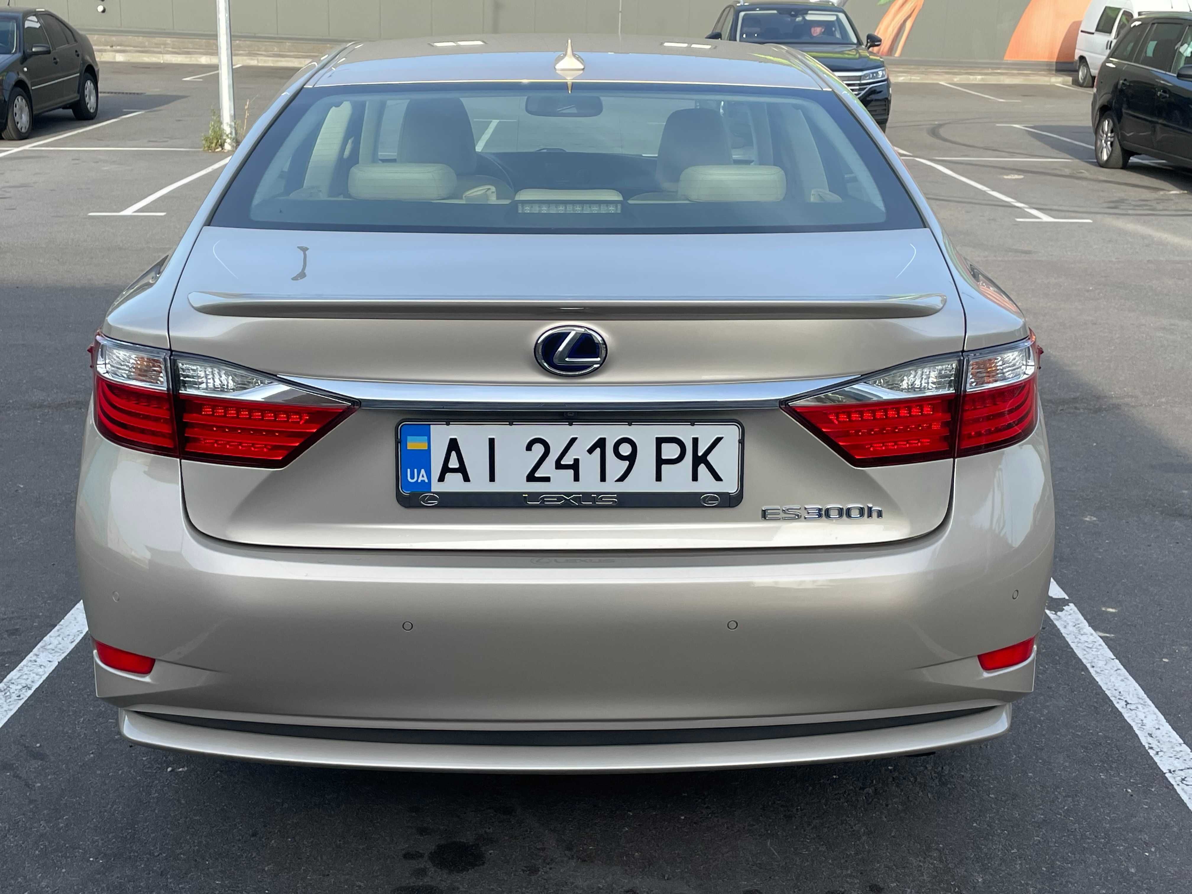 Lexus ES 2013 VI покоління/XV60 • 300h ECVT-i (205 к.с.) • Base