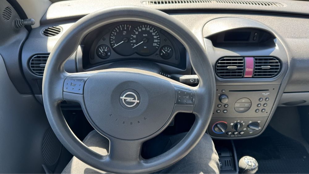 Opel corsa C 1.0