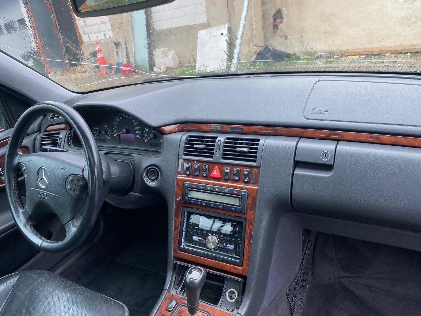 Mercedes w210 e430