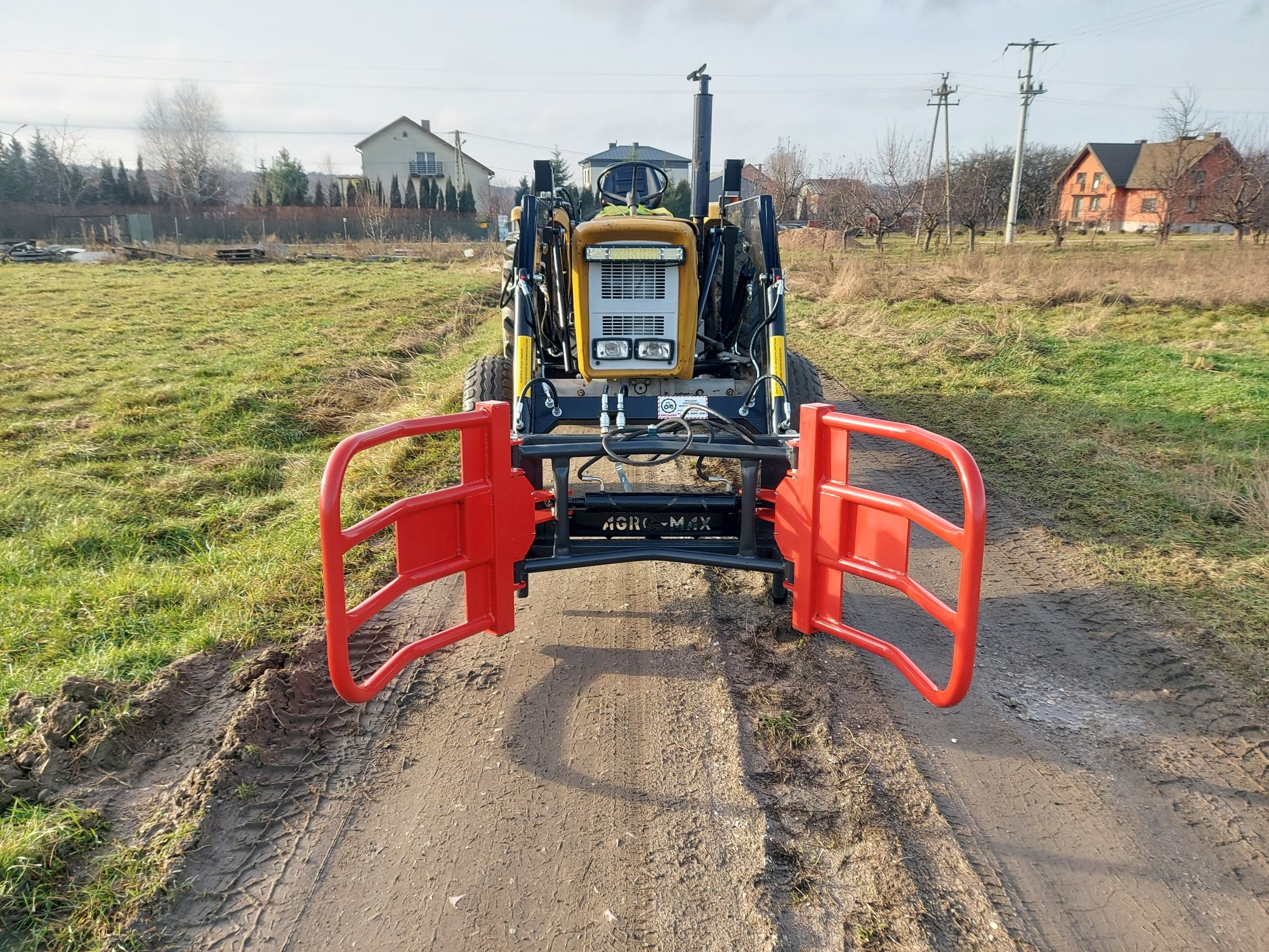 OD RĘKI ! Ładowacz  TUR euro ! Do c330 , c360 , t25 , mf 255 , zetor !