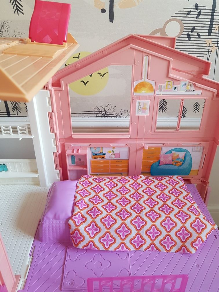 Domek Barbie miejski z windą