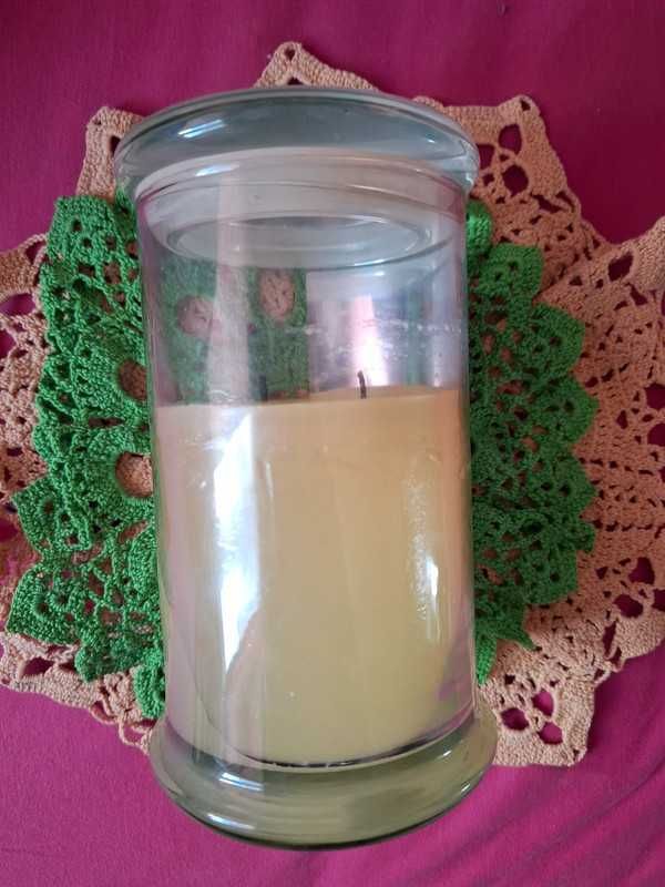 Duża Świeca Zapachowa Kringle Candle Fresh Air / wypalona w 1/3