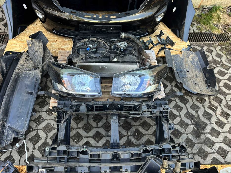 Бампер разборка Totota Proace Verso Jumpy Scudo Trafic ZAFIRA D