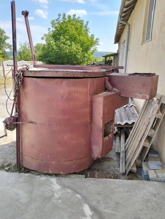 Піч промислова, твердопаливна