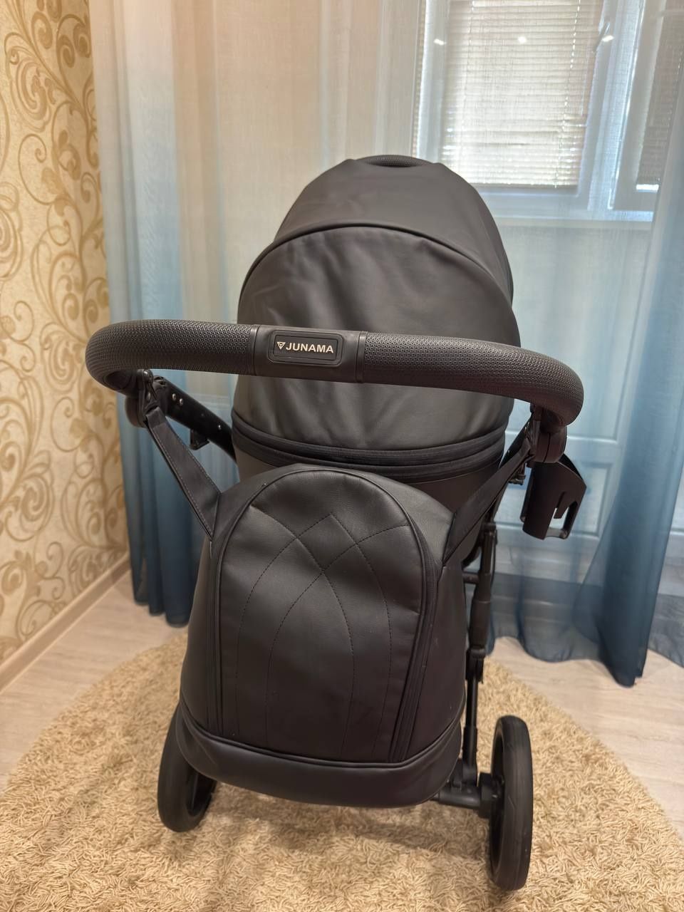 Продам коляску Junama space eco