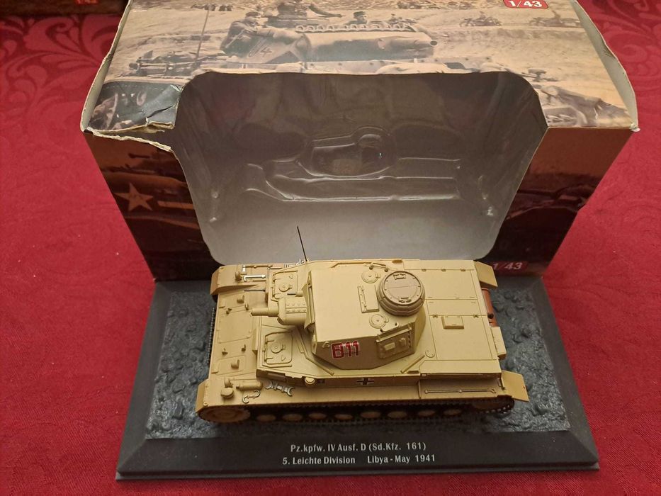 8-Modelos de Tanques 1/43 WW2