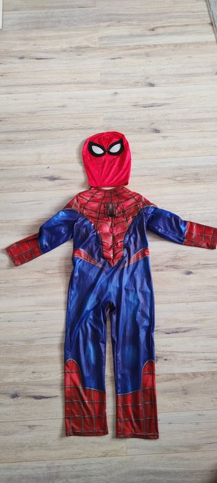 Strój Spiderman dla dziecka