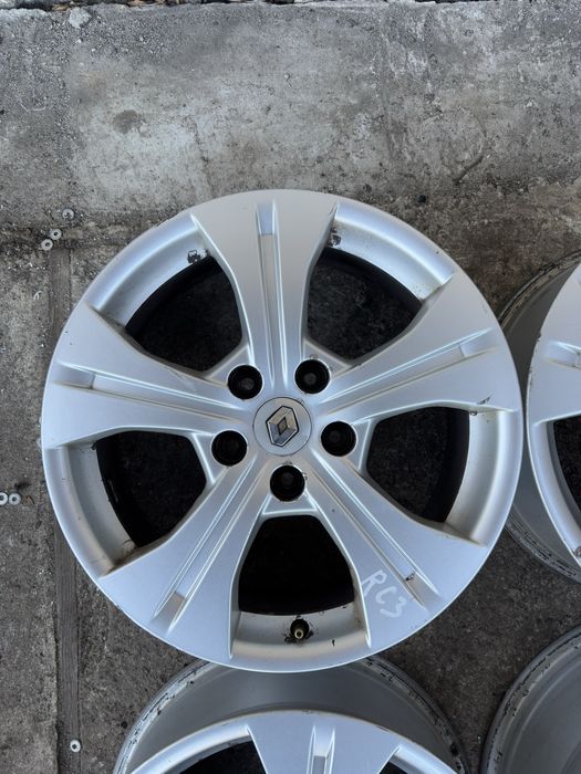 Диски R17 5/114,3 Et 49 Renault Megane Scenic Koleos Qashqai