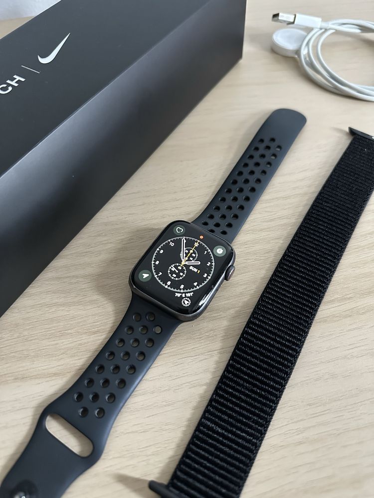 Apple watch serie 5 44mm GPS + Cellular