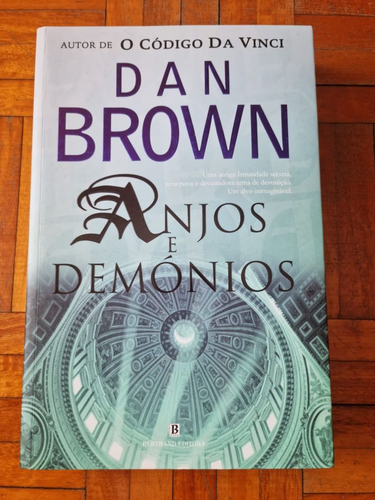 Livro - Anjos e Demónios