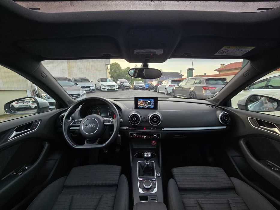AUDI A3 S LINE PLUS 1.6TDI 110CV "LOOK RS3"