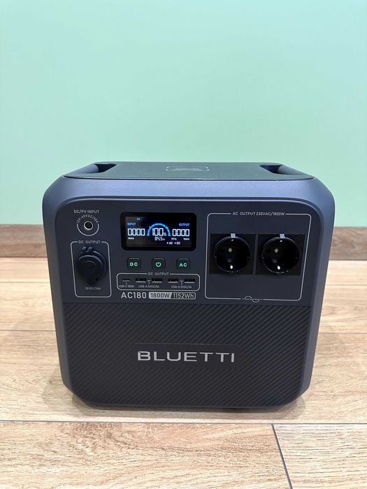 Зарядна станція Bluetti AC180