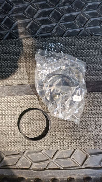 Адаптеры на диски Кольцо центровочное 63,4-60,1 проставочные,