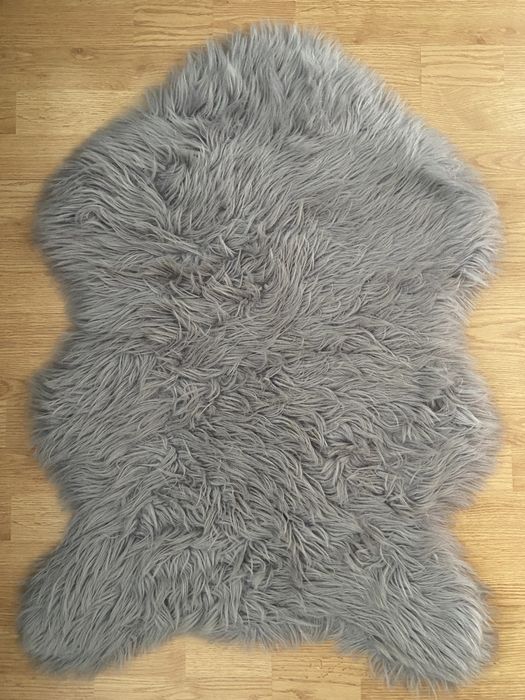 Штучний килим