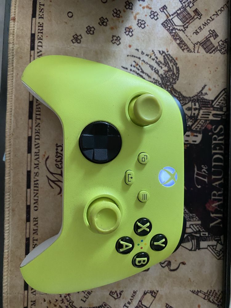 Xbox one e Mini monitor