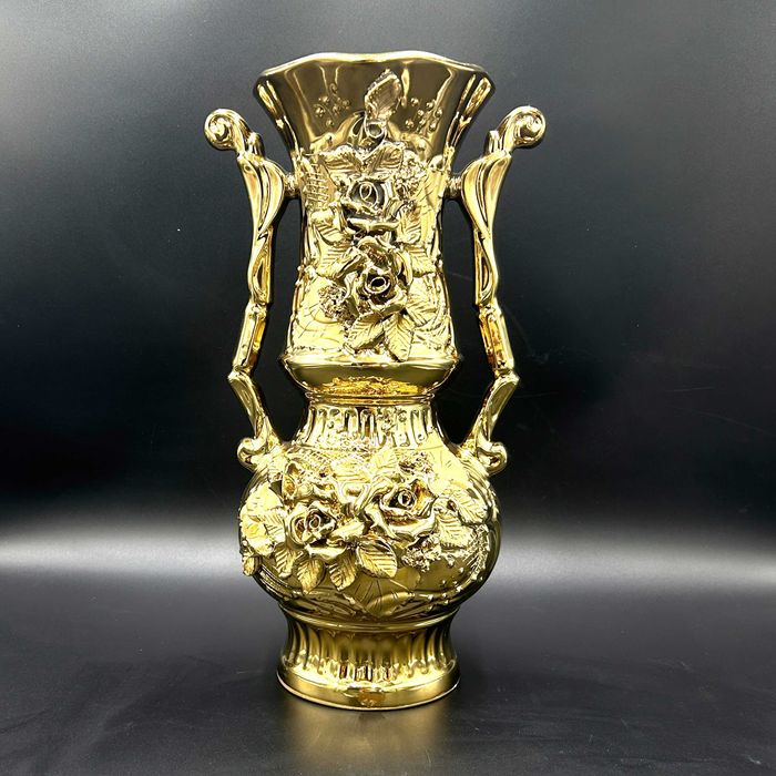 Wazon porcelanowy-ceramiczny- metalowy. Złoty,duży zdobiony