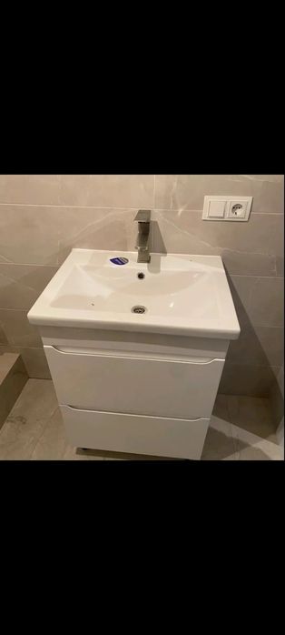 Комплекти та меблі для ванної кімнати та туалету!