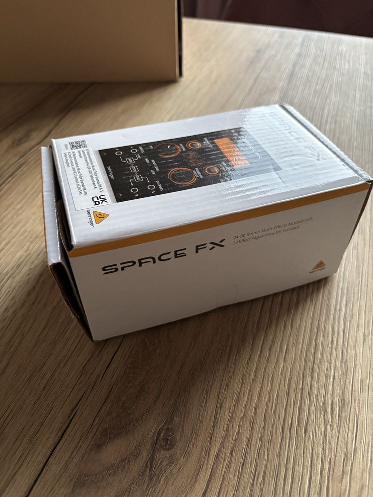 Moduł Syntezatora Behringer SPACE FX