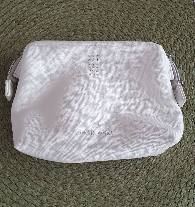 Swarovski kosmetyczka biała w oryginalnym pudełku