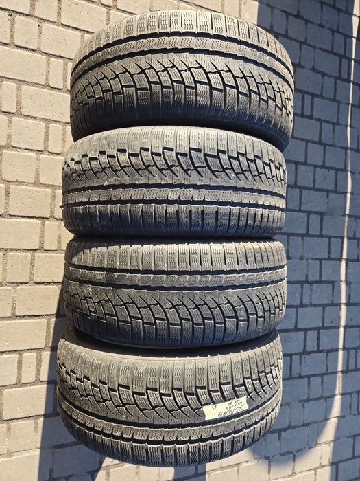 245/40R19 Nokian WR A4 Audi A6 Q5 infinity qx50 Q50 60 bmw x3 x4