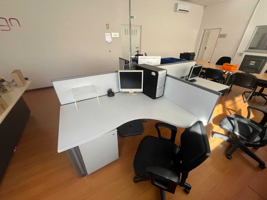 Ilha tipo callcenter com 6 postos de trabalho