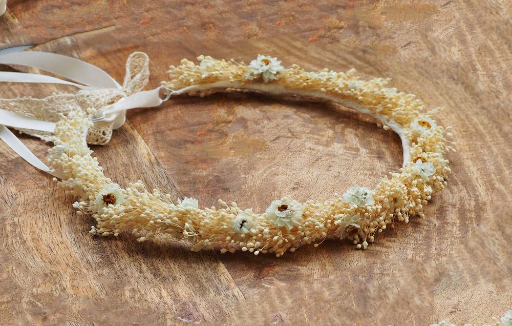 wianek z suszonych kwiatów, na komunie, wesele, wieczór panieński