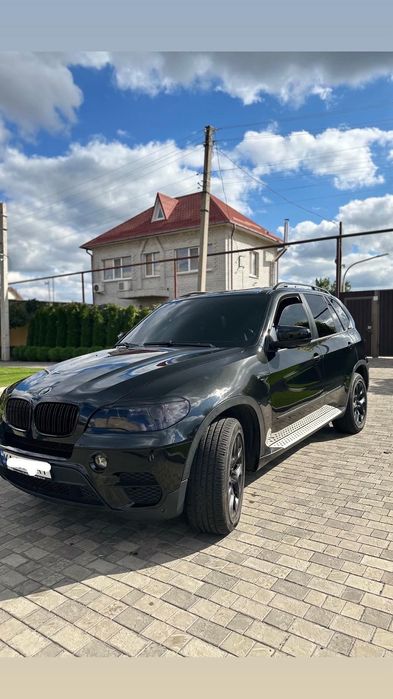 Продам БМВ х5 е70