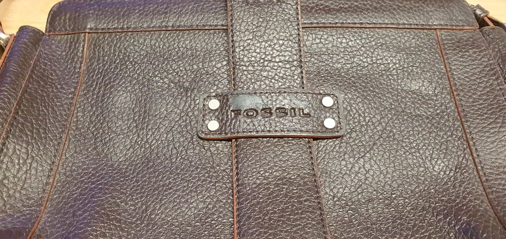 Torebka Fossil damska listonoszka