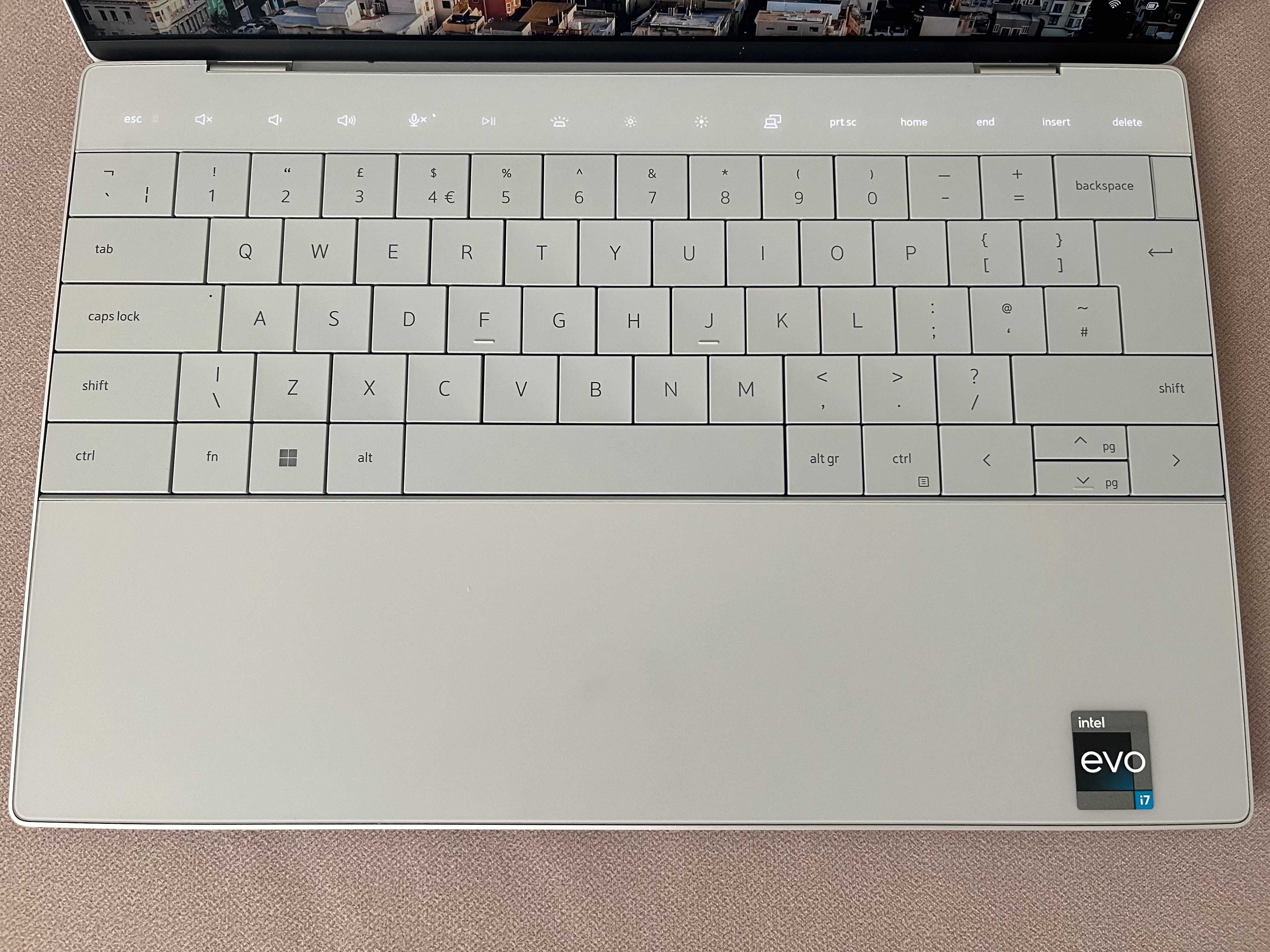 Laptop Dell xps 9320 4k UHD+ i7 1260 2tb 32gb szybki mocny jak nowy