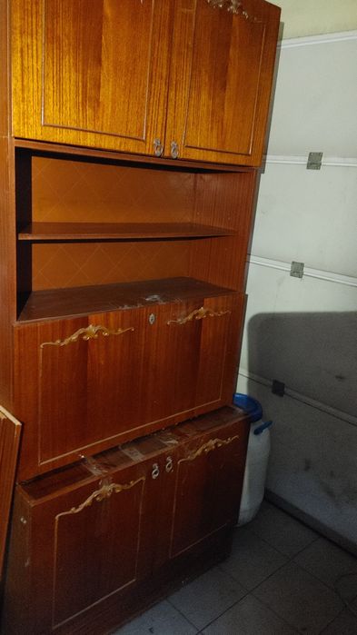 Меблі. Віддам безкоштовно