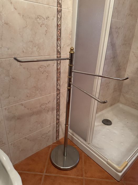 Toalheiro de casa de banho