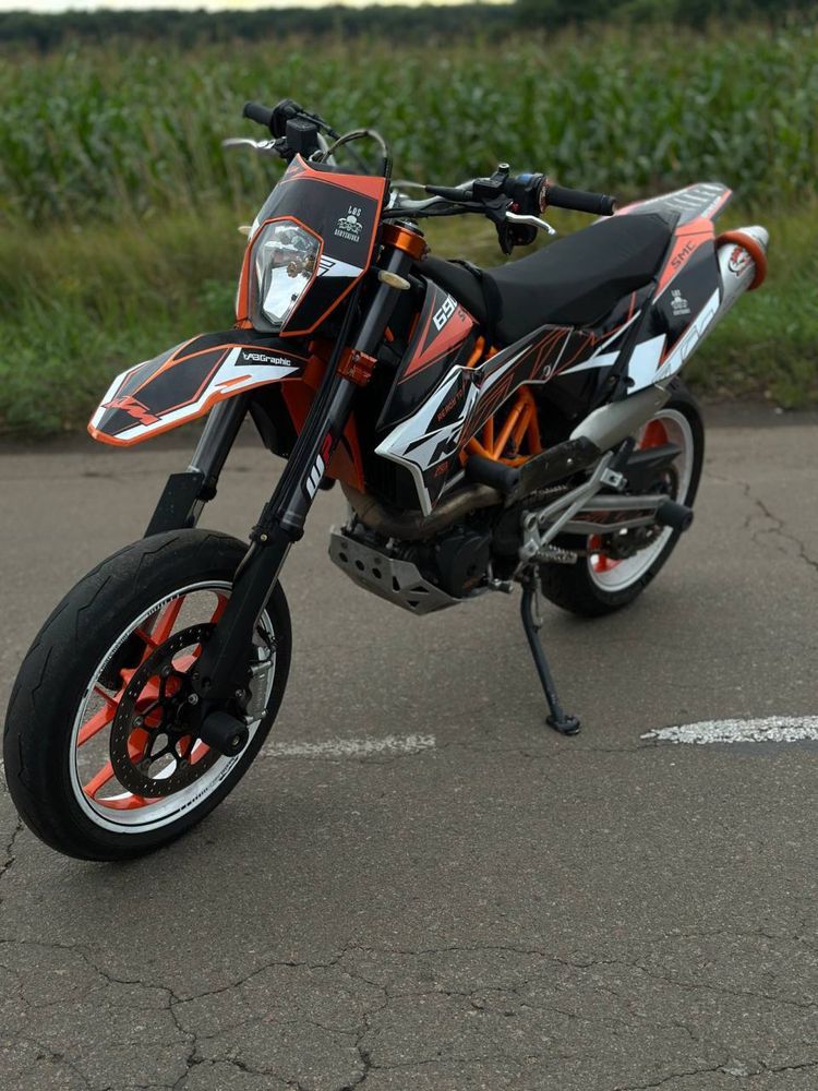 Ktm supermoto 690