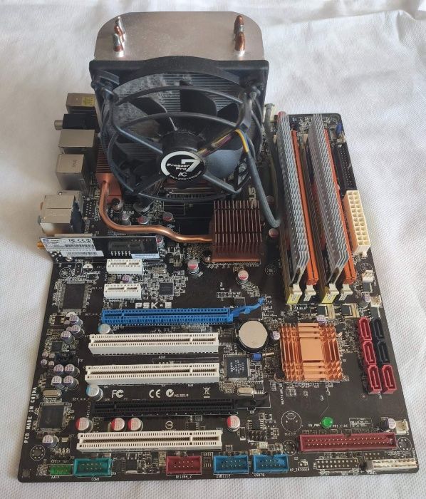 Zestaw Core2Quad/Asus P5K-E WiFi/chłodzenie Arctic Cooling