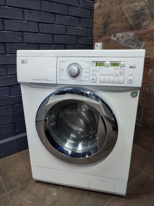 Пральна машина Whirlpool AWE7529