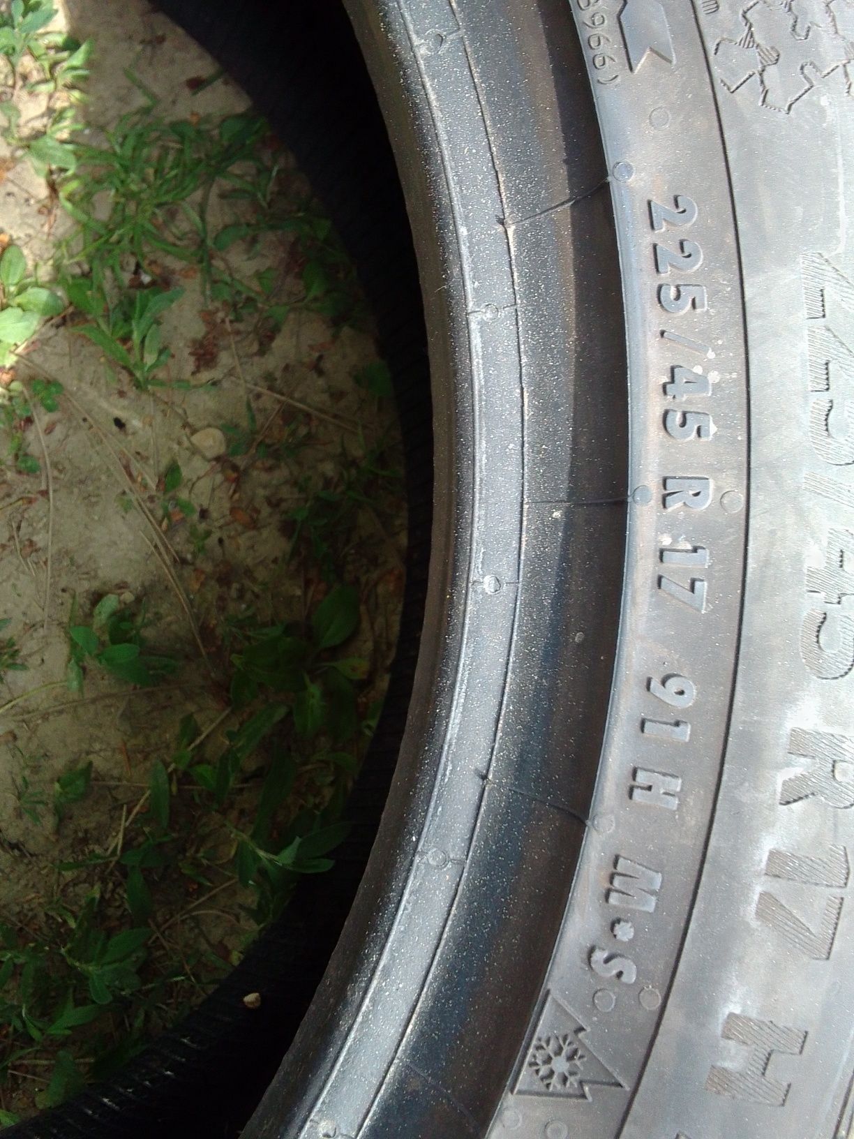 Opona zimowa 225/45r17 CONTINENTAL 2022r 8.5mm