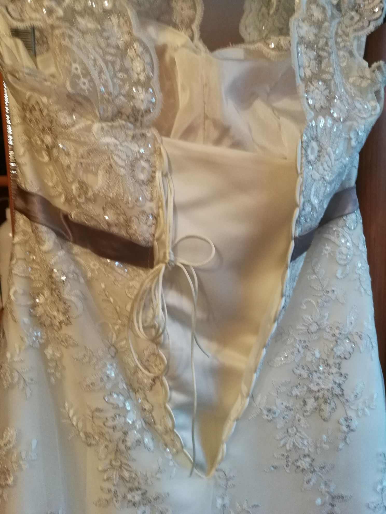 Suknia ślubna  koronkowa L/XL