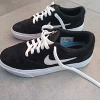 Buty Nike SB  37,5