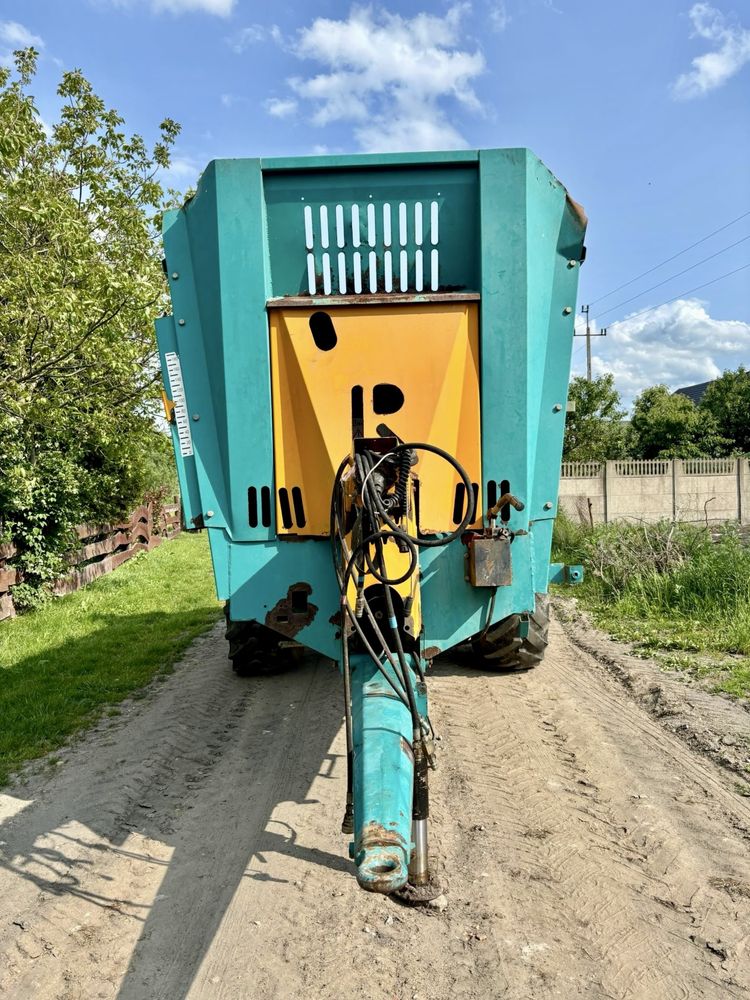 Rozrzutnik Rolland V2-140 10/12 ton w oryginale, stan bdb