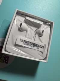 EarPods Lightning Connector