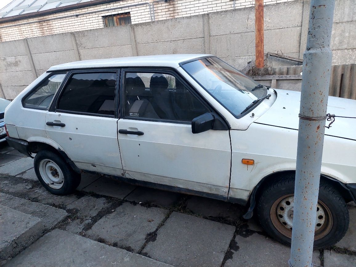Продам ВАЗ 21093