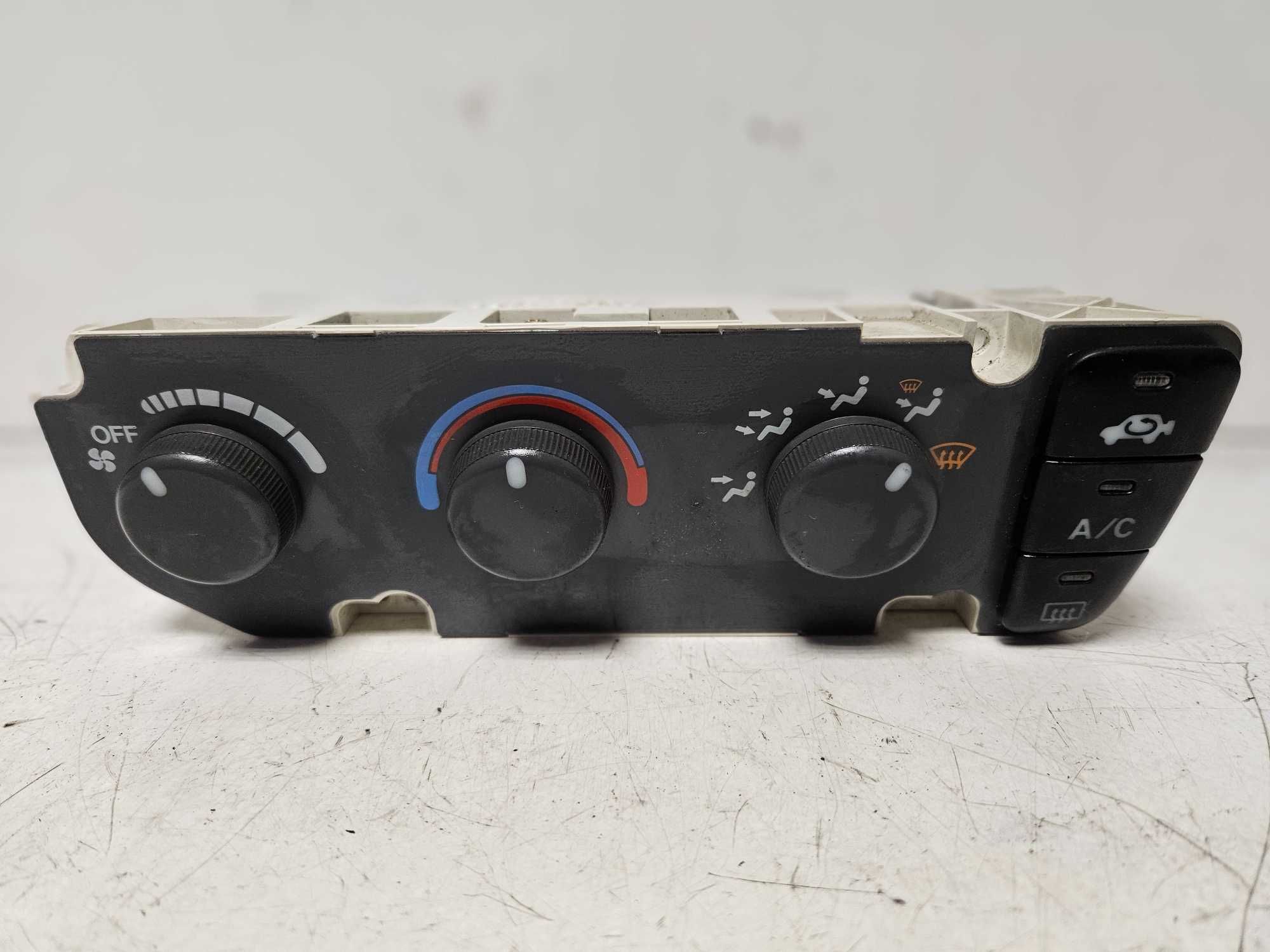 Honda CRV I panel sterowania nawiewu BQ919-399