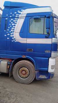 Продам тягач Daf XF 1999