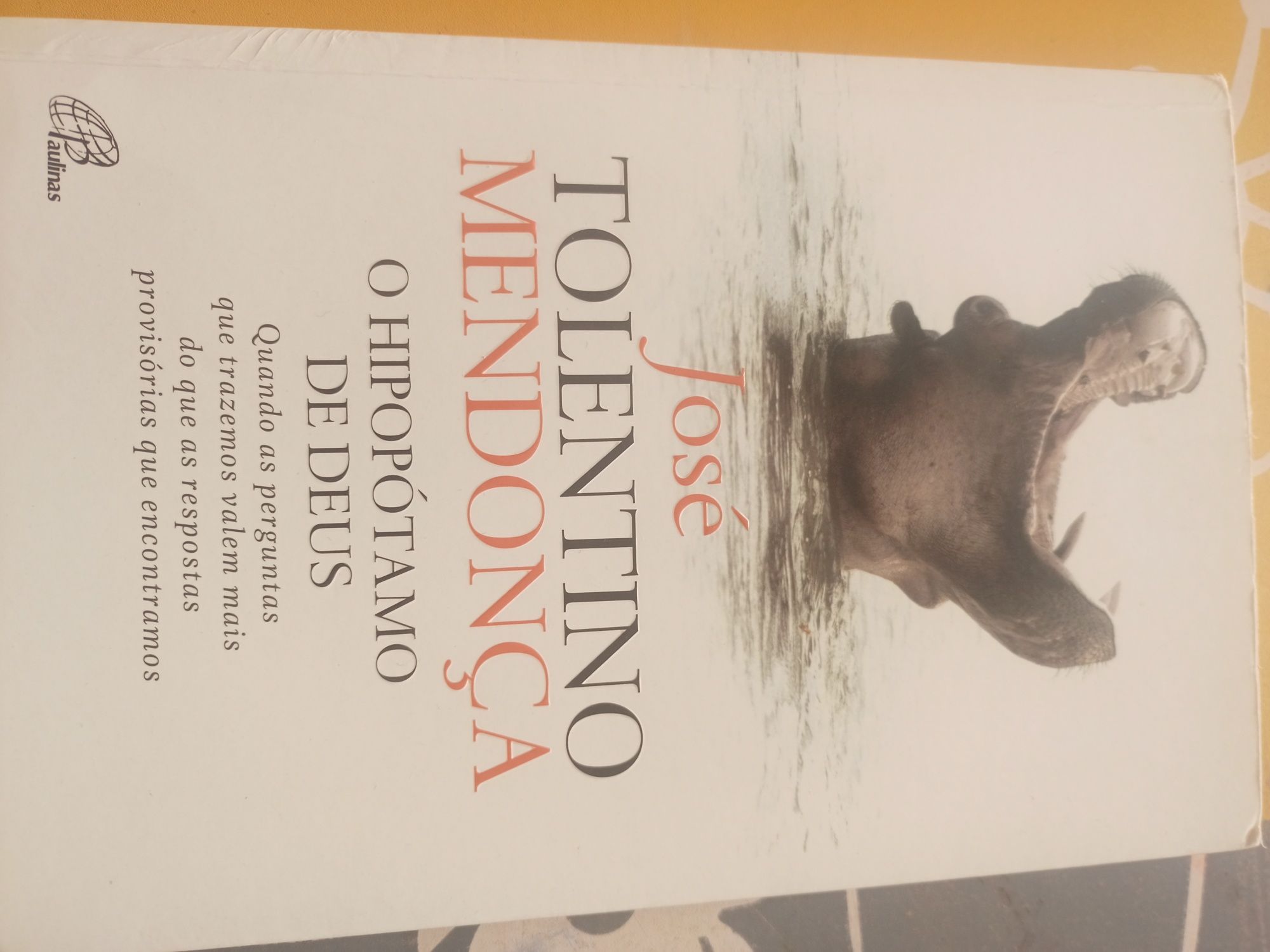 Hipopótamo de Deus