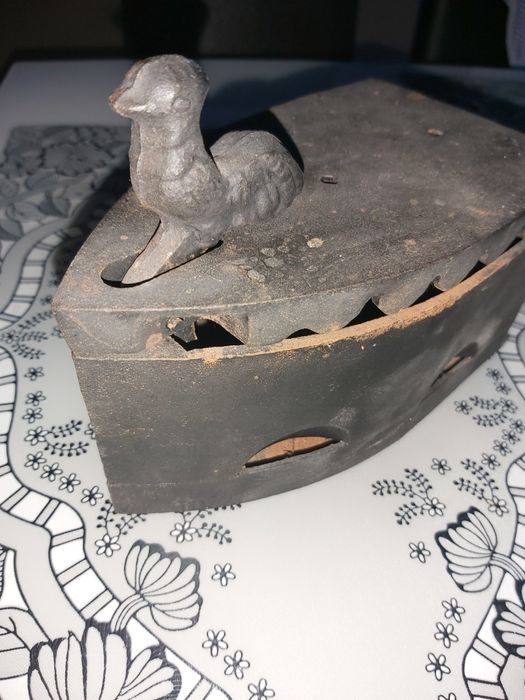 Stare żeliwne żelazko