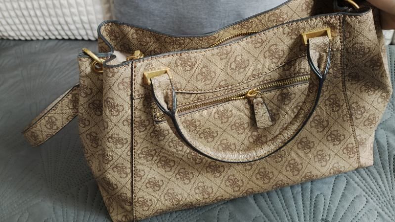 Torebka Guess model Emera