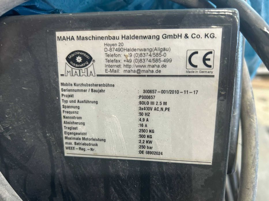 Podnośnik warsztatowy nożycowy MAHA Solo III  2500 kg