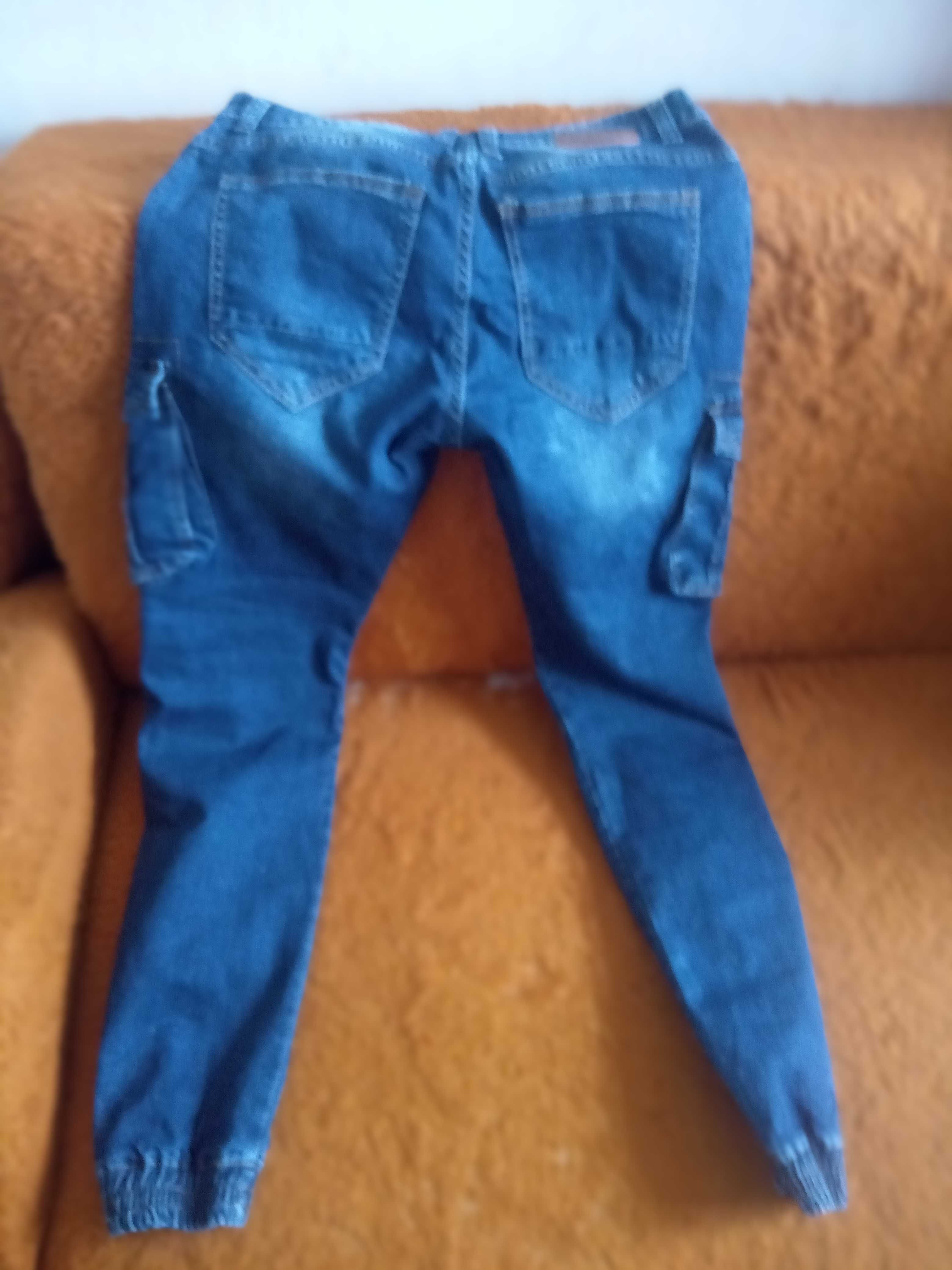 Spodnie młodzieżowe jeans